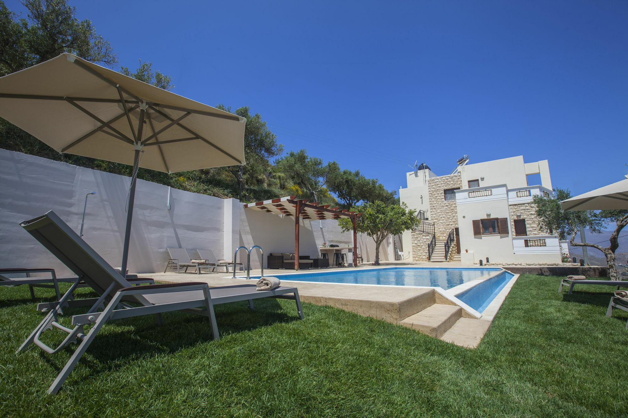 Villa Veghera Kíssamos Exteriör bild